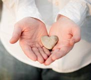 heart_hand_160h
